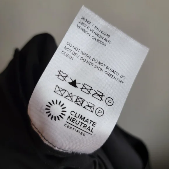 Reformation Brianna Silk Jumpsuit in Black size 2 NWT - Picture 5 of 9